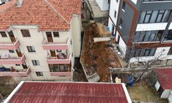 Ankara'da istinat duvarı çöktü, 4 apartman tahliye edildi