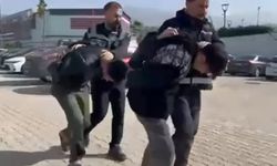 Buluştukları kadını bağlayıp cinsel saldırıda bulunduktan sonra parasını ve telefonunu gasbettiler