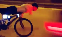 Barış, üzerine uzandığı bisiklet ile otomobile çarptı; hayatını kaybetti