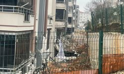 Gaziantep’te istinat duvarı çöktü; 4 daire ve 3 araç hasar gördü