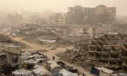 İsrail'in Gazze’ye düzenlediği saldırılarda 10 Filistinli hayatını kaybetti