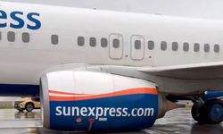 Kalkışa hazırlanan uçağın iniş takımları kırıldı