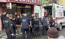 Kasapta elini kaptırdığı kıyma makinesiyle hastaneye götürüldü