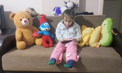 5 yaşındaki Polen, 2 yıldır burnunda tırnak makası zinciriyle yaşamış