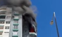 Apartmanda çıkan yangında mahsur kalan baba ve bebeğini inşaat işçisi kurtardı