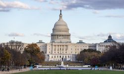 ABD Senatosu, Trump'ın İran'a saldırılarını kısıtlayan tasarıyı reddetti