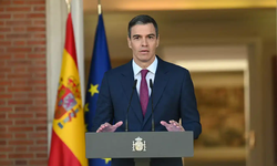 İspanya, İran'a yönelik saldırılara katılan ABD uçaklarına hava sahasını kapattı