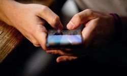 Çevrim içi medyada geçirilen haftalık süre 41 saat 37 dakikaya ulaştı