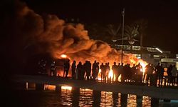 Bodrum’da marinada çıkan yangında 8 motoryat alev alev yandı