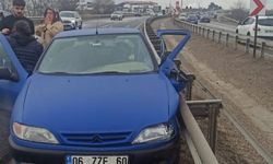 El freni çekilmediği için hareket eden otomobile, başka otomobil çarptı: 1 ölü, 3 yaralı