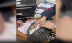 Yolda buldukları içinde 176 bin lira olan çantayı sahibine ulaştırdılar