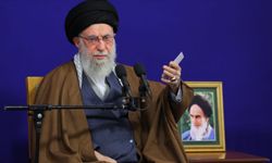 Hamaney'in 3 günlük cenaze töreni ertelendi