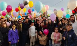 Kampanyası tamamlanan SMA hastası Alya için balonlar gökyüzüne bırakıldı