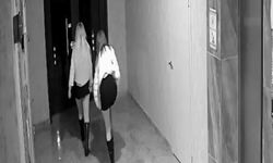 Sanal medyada tanıştıkları kişileri silahla tehdit edip para alan 15 şüpheli tutuklandı