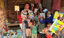 Uganda'da kurduğu kütüphaneyle yetimlere umut oldu