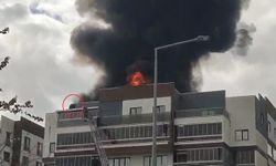 8 katlı apartmandaki yangında mahsur kalan 2 kişi kurtarıldı