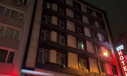 Bahçelievler’de 28 yaşındaki kadın otel odasında ölü bulundu; vücudunda bıçak yarası tespit edildi