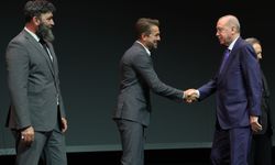 Cumhurbaşkanı Erdoğan ‘Bir Adam Yaratmak’ filminin galasına katıldı