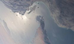 İran: Abluka kaldırılana kadar Hürmüz Boğazı kapalı kalacak