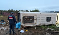 İşçileri taşıyan minibüs takla attı: 1 ölü, 12 yaralı