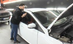 Sultangazi'de yeni aldığı otomobili ekspertize götürdü; iki aracın birleştirildiği ortaya çıktı