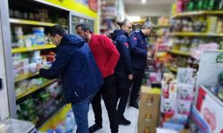 Ordu’da son kullanım tarihi geçmiş 4 kamyonet dolusu gıda ürününe el konuldu