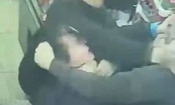 Pendik'te poşet nedeniyle tartıştığı kasiyeri yumruklayarak darbetti