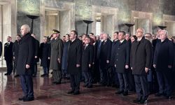 TBMM Başkanı Kurtulmuş ve devlet erkanından Anıtkabir'e ziyaret