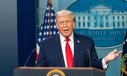 Trump: İran finansal olarak çöküyor, Hürmüz Boğazı'nda günde 500 milyon dolar kaybediyorlar