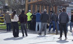 'Yolda yürüyen kadının fotoğrafını çekti' iddiası; çevredekiler tarafından darbedildi