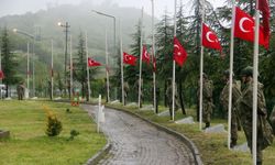 Bingöl'de 33 yıl önce şehit edilen 33 asker törenle anıldı
