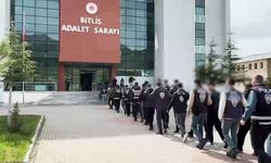 Bitlis merkezli 6 ilde yasa dışı bahis ve dolandırıcılık operasyonu: 15 tutuklama