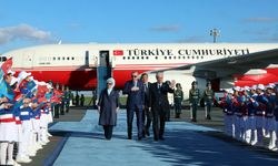 Cumhurbaşkanı Erdoğan, Kazakistan'da resmi törenle karşılandı