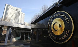 Dışişleri: Özel uçak seferleriyle 85'i vatandaşımız olmak üzere 422 filo katılımcısı ülkemize getirilmektedir