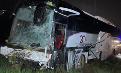 Uşak'ta 7 aracın karıştığı zincirleme kaza: 4 ölü, 34 yaralı