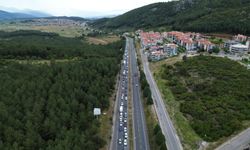 Muğla'ya tatilci akını; kilometrelerce araç kuyruğu oluştu