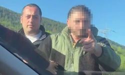 Otoyolda tartıştığı sürücüyü darbetti