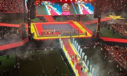 Şampiyon Galatasaray kupasına kavuştu