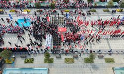 Samsun’da 19 Mayıs kutlamalarında ‘Bayrak Devir Teslim’ töreni