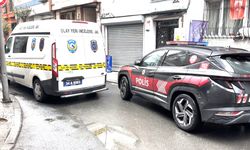 Şişli’de eski sevgilisinin evini bastı; kadının erkek arkadaşını 7 yerinden bıçakladı