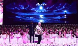 800 kişilik Bilfen Filarmoni Orkestrası, Levent Yüksel ile konser verdi