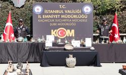 Beykoz'da ele geçirilen 10 bini aşkın tarihi eser İstanbul Emniyet Müdürlüğü'nde sergilendi