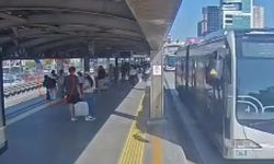 Beylikdüzü'nde metrobüsteki 'yan baktın' cinayetine ilişkin yeni görüntüler ortaya çıktı