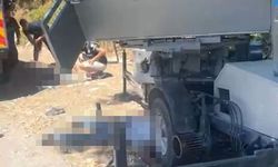 Ev taşıma sırasında yük asansörü elektrik hattının üzernie düştü; 2 ölü