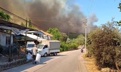 Kumluca'da orman yangını; Yazır Mahallesi tahliye ediliyor