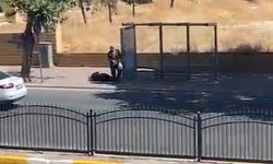 Durakta bekleyen eşini vurdu, polise teslim oldu