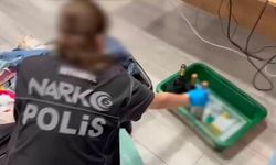 Düsseldorf’tan getirilen şarap şişelerinde 10 kilogram uyuşturucu bulundu; 2 şüpheli tutuklandı