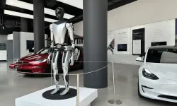 Tesla, Üzerinde Çalıştığı İnsansı Robotun Son Halini Paylaştı