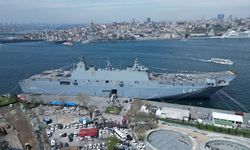 Dünyanın ilk SİHA gemisi TCG Anadolu'ya Ziyaretçi Akını