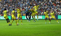 Fenerbahçe, Adana'dan Liderlikle Döndü